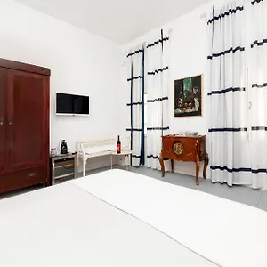 & Carera 6 3*, Rovigno Croazia